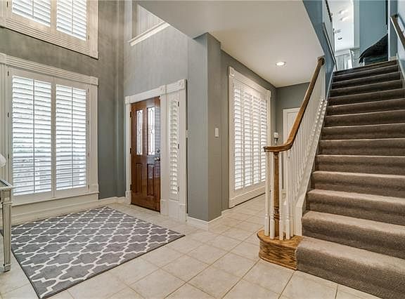3rd image of 3951 Cole Ave
