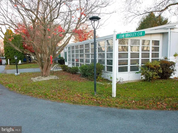 323 Jean Bradley Cir #321, Frederica, DE 19946