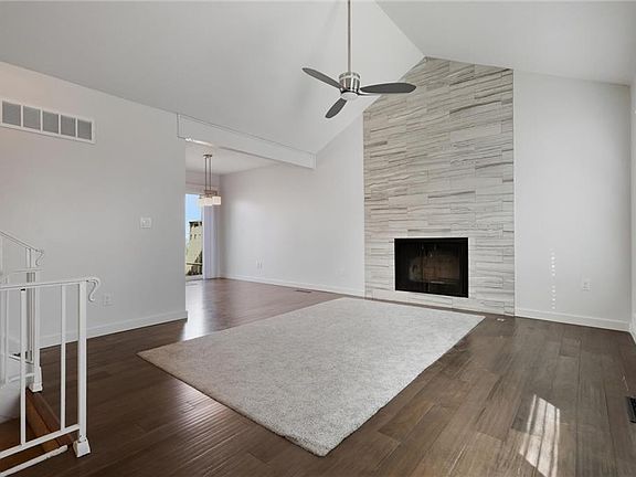 5th image of 5780 N Anita Ave