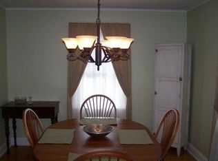 28 Brooklea Dr, Gates, NY 14624