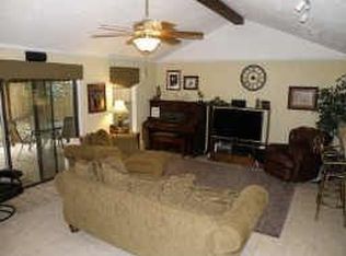 4227 Townes Forest Rd, Friendswood, TX 77546