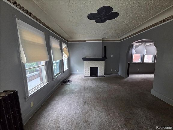4th image of 13181 Stoepel St