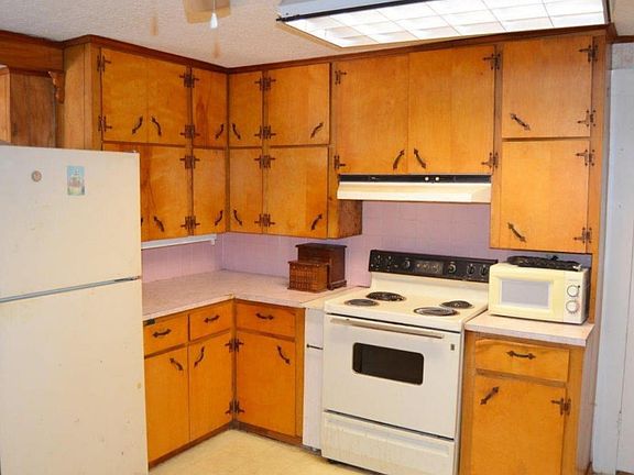 4th image of 116 Hutch Hill Ln