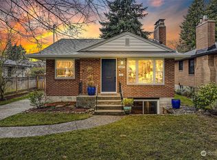 6807 24th Ave NE, Seattle, WA 98115