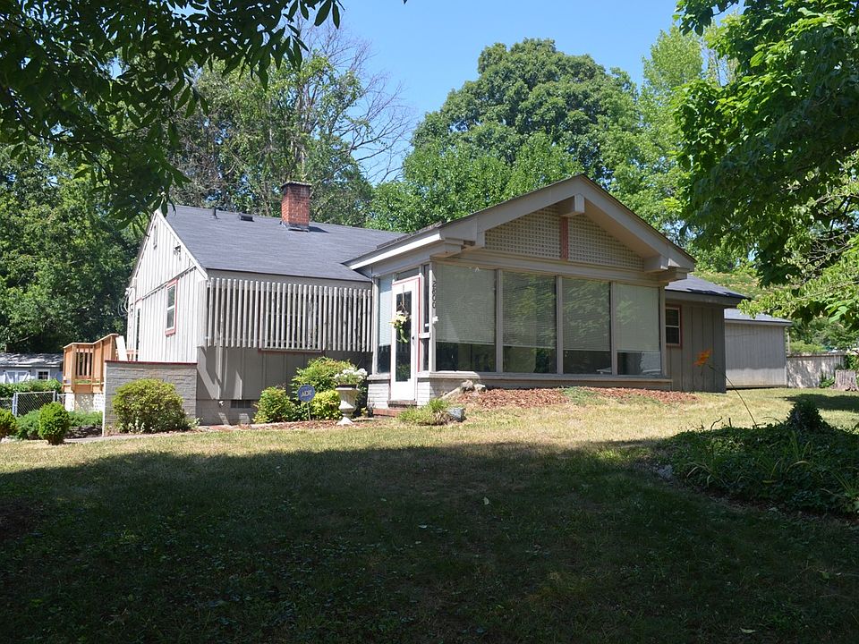 1st image of 2800 Shady Lawn Dr