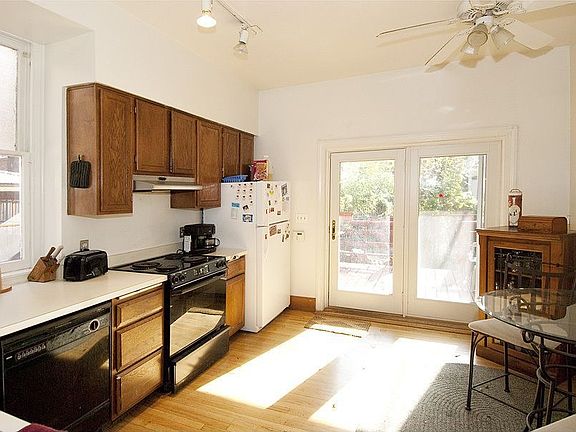 2BR kitchen