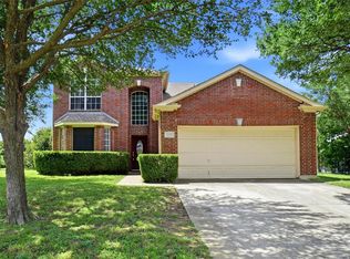 3220 Herring Ct, Denton, TX 76210