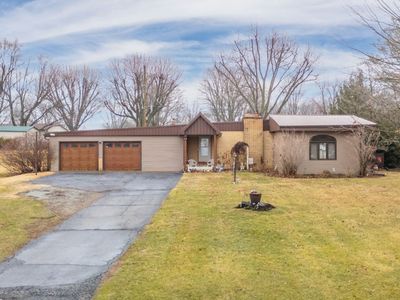 2136 N West Raintree Dr, New Castle, IN, 47362