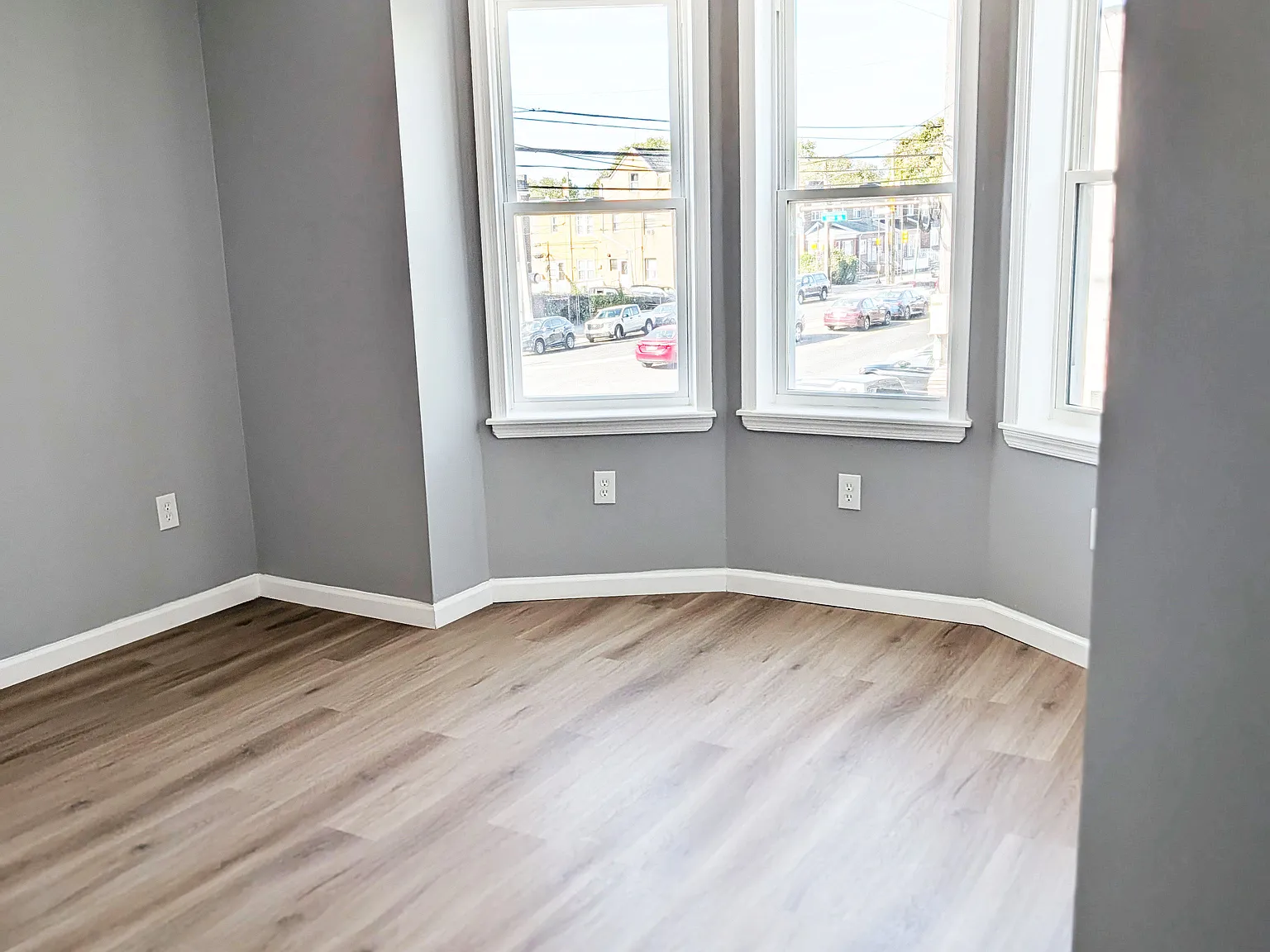 2 bed, 800 sqft, $1,600 — Photo 3