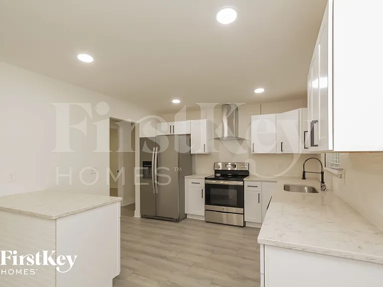 2408 Gemway Dr — Photo 7