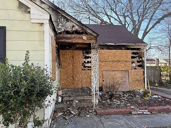 5th image of 961 Wrenwood St