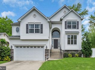 8 Carlton Rd, Cherry Hill, NJ 08034