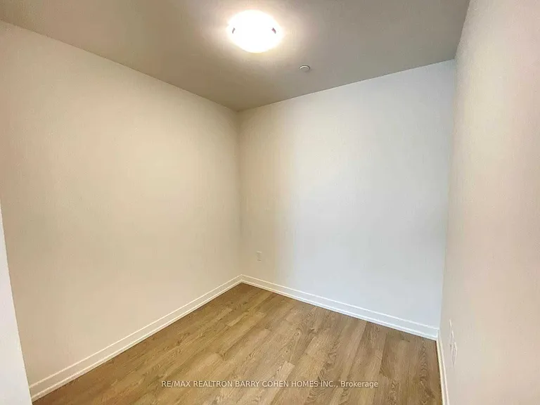 8868 Yonge St #Townhouse 103 — Photo 11