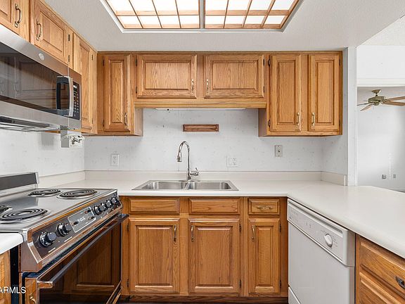 5th image of 10330 W Thunderbird Blvd APT C119