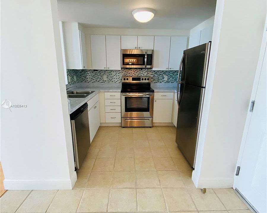 1st image of 1250 S Miami Ave #1307A