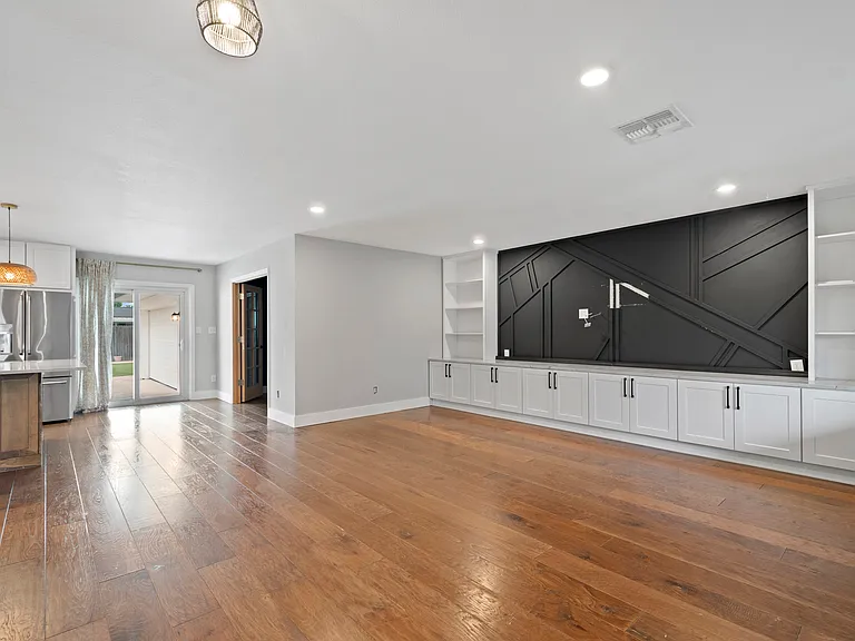 4519 Fontana St — Photo 35