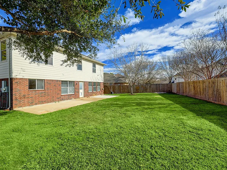 24423 Pepperrell Place St — Photo 32