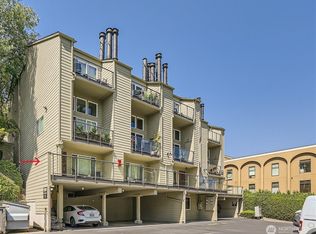 2933 76th Ave SE APT 11E, Mercer Island, WA 98040