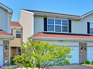 2353 Stoughton Cir, Aurora, IL 60502