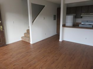 1402 E Cherry St #2-1, Seattle, WA 98122