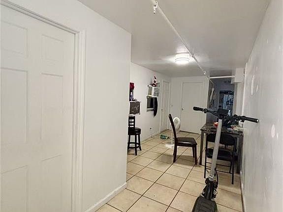 3rd image of 524 51st St