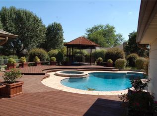 407 Shands St, Forney, TX 75126