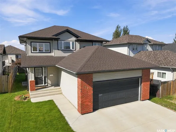 319 Allwood Crescent, Saskatoon, SK S7R 0A4