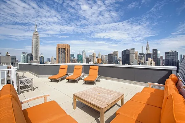 Rented by Hanna Realty LLC | media 6
