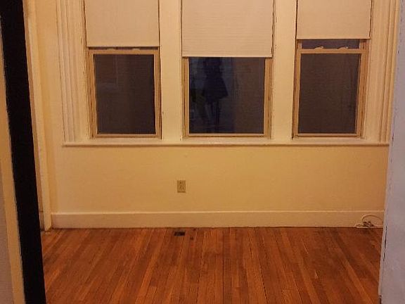 Main Entrance into living room
