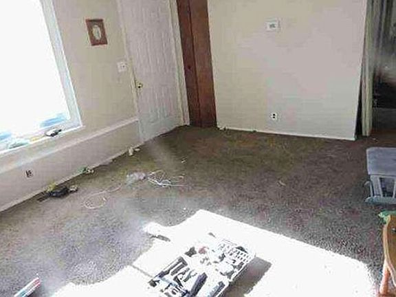 Additional Living Room