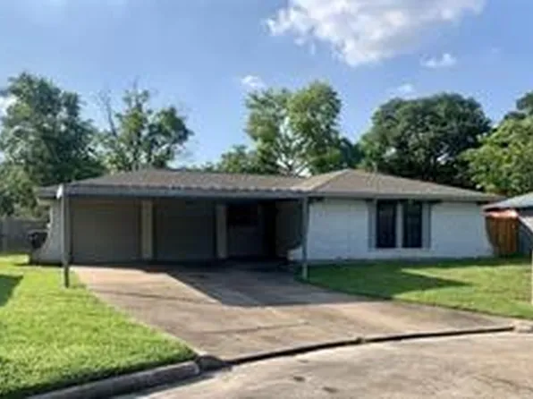 6434 Acorn Forest Dr, Houston, TX 77088