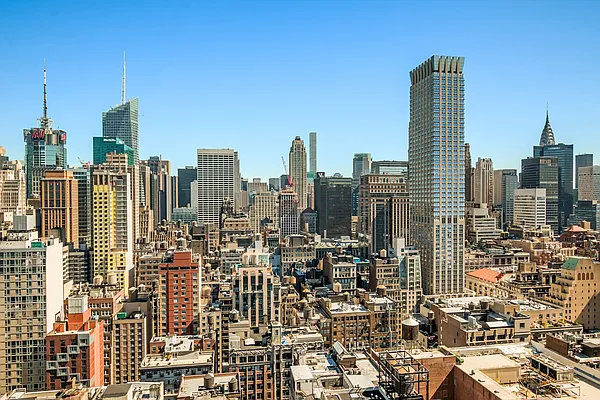 Rented by Compass | media 53