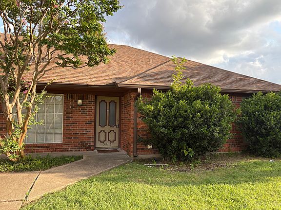 3rd image of 3902 San Mateo Dr