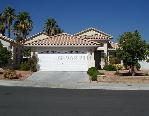 1st image of 3233 Sabino Canyon St