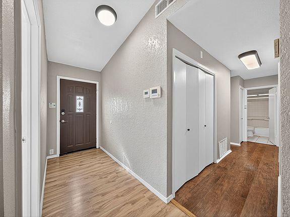 5th image of 5607 Charwood Dr