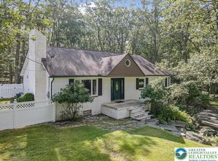 218 East Ct, Cresco, PA