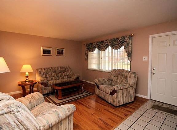 4th image of 8344 Lonkar Dr