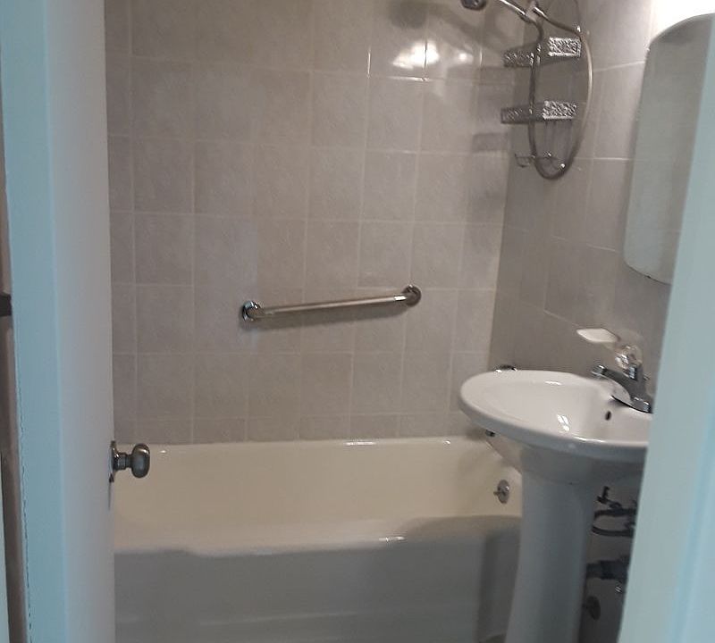 2nd image of 4094 Denman St APT 5F