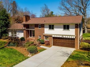 112 Tangle Dr, Jamestown, NC 27282