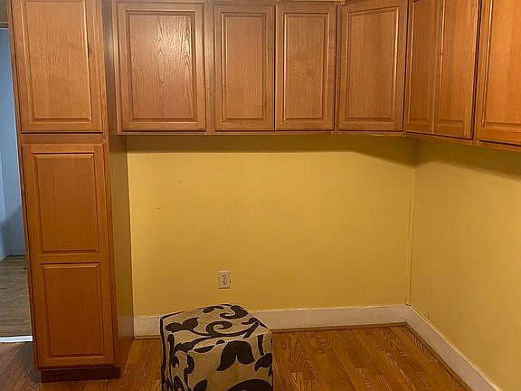 3rd image of 202 E Main St