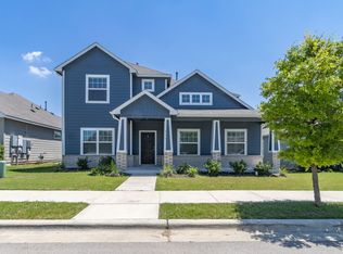 215 Roaming Dr, Hutto, TX 78634