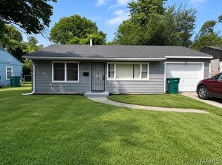 16 Helen Ct, Cahokia, IL 62206