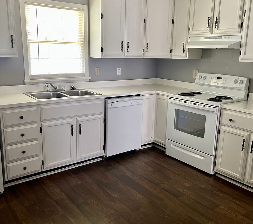 1st image of 311 Ireland Creek Dr APT 6