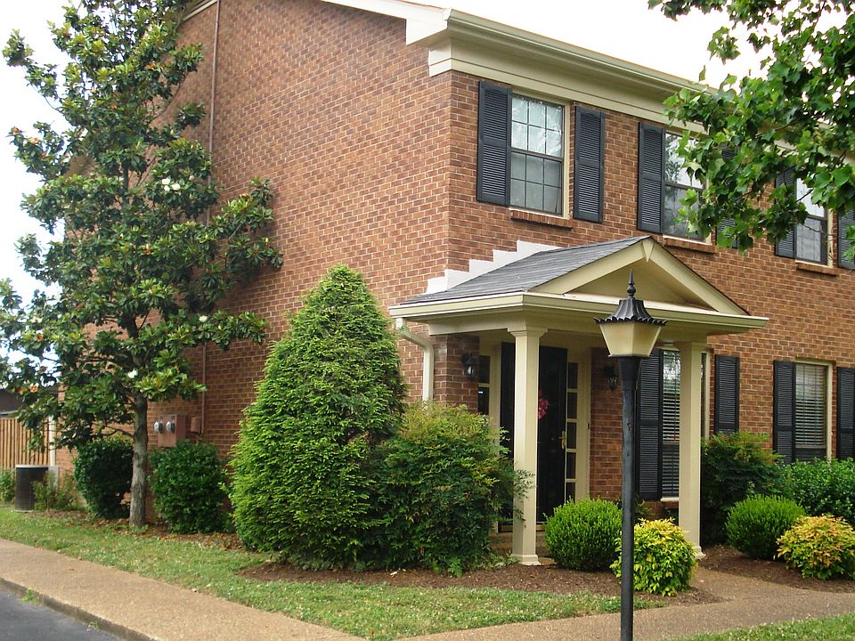 Parking front & back