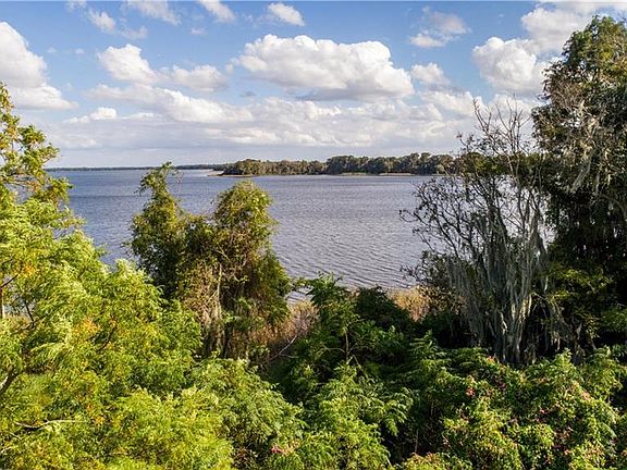 5th image of 1135 Sea Pines Ct