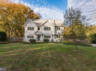 3720 Nalls Rd, Alexandria, VA 22309