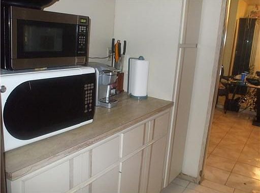 5th image of 1481 NW 33rd Ave