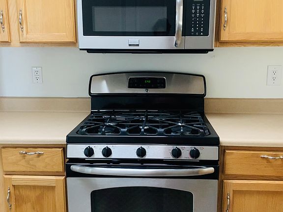 4th image of 6435 Dante Ln NW