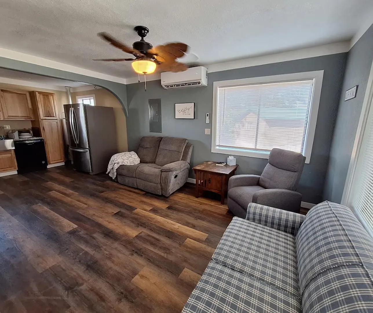 Full Furnished 2b/1b — Photo 3