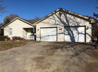 702 Sagamore Rd, Excelsior Springs, MO 64024